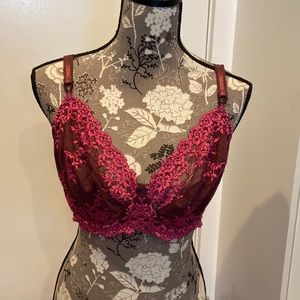 Wacoal Purple flower lace bra 38DD